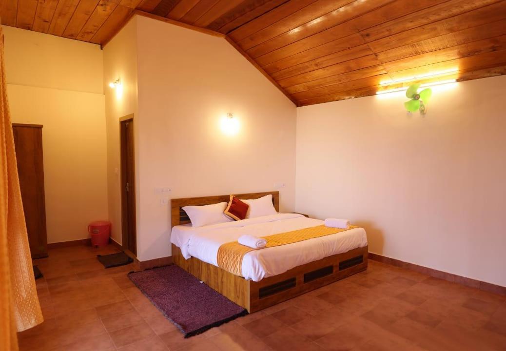 Mayflower Holiday Villa Meppādi Eksteriør bilde